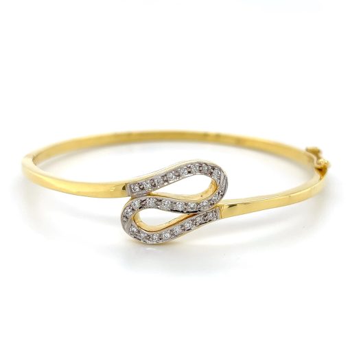 VICTORIA - Diamond Hinged Bangle In 18ct Yellow Gold